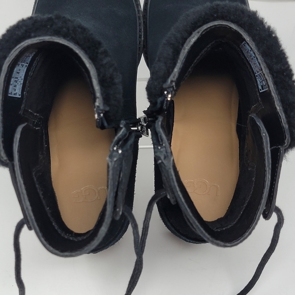 UGG Women's Wedge Block Boots Lace Up Shearling Suede 1104863 Size 6 Pre-owned - Picture 10 of 10